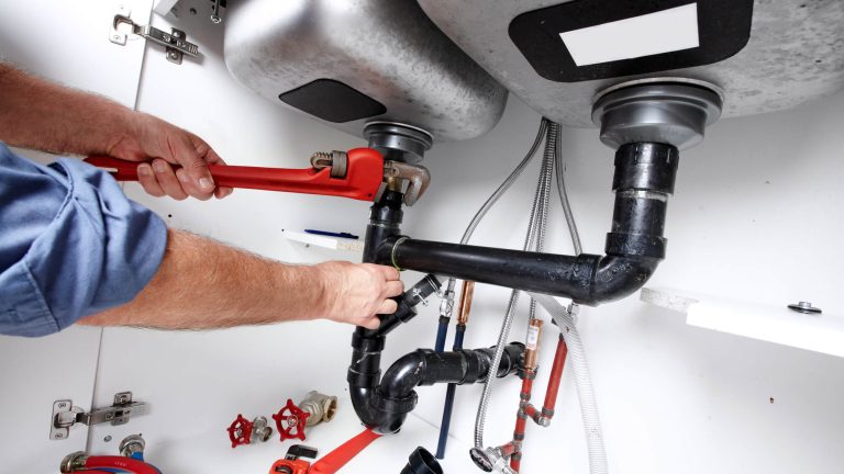 24/7 Emergency Plumbers in Edinburgh: Handling Unexpected Plumbing Crises